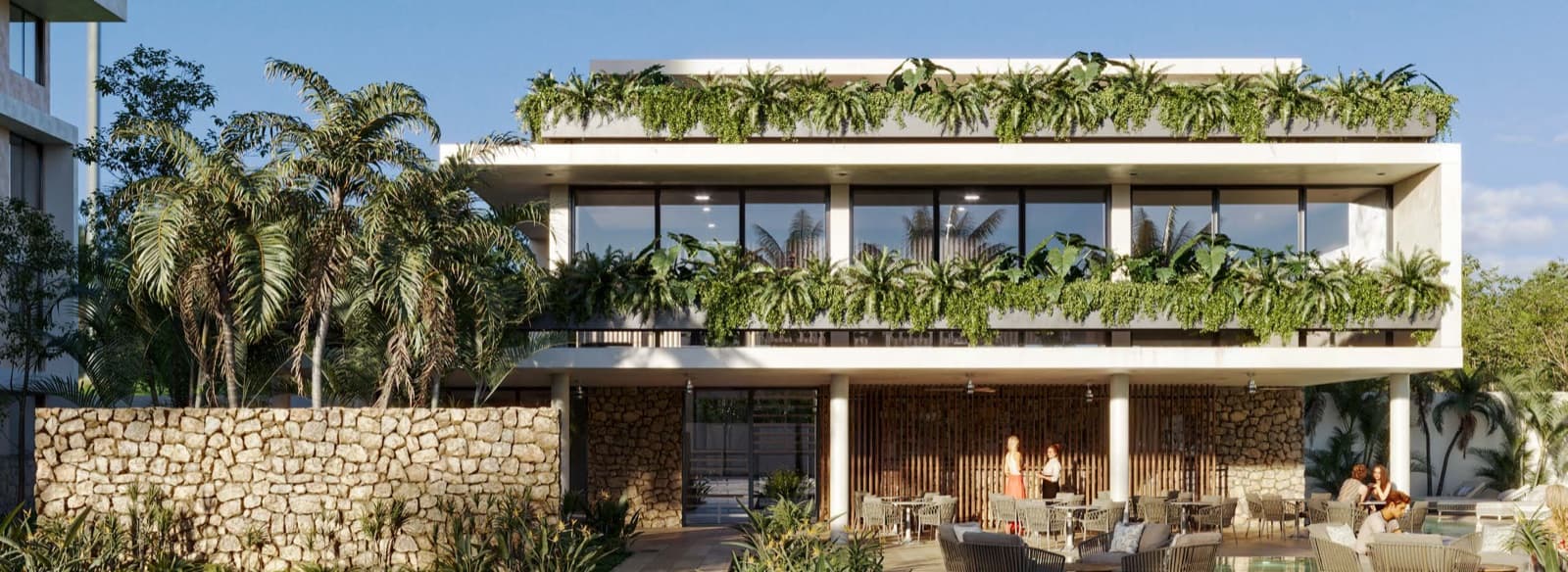 Casa club de tres niveles con terrazas y vegetacion